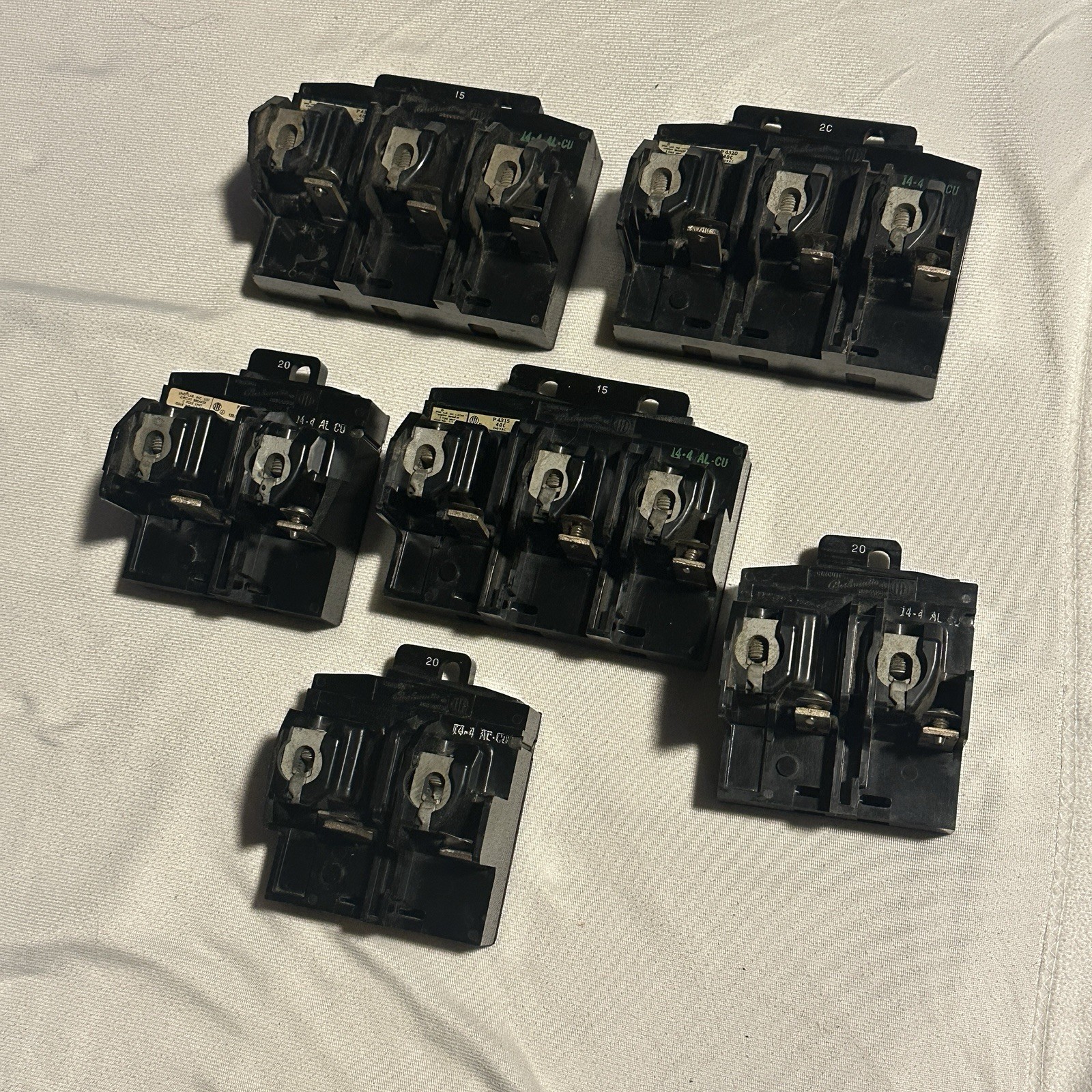 Lot Of 6 Vintage Pushmatic P4220 P4315 P4320 15A 20A Amp Circuit Breakers Tested Lot Of 6 Vintage Pushmatic P4220 P4315 P4320 15A 20A Amp Circuit Breakers Tested