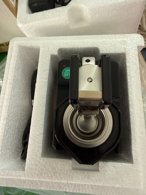 New Fujikura USC-03 Ultrasonic Cleaner Open Box c/w adapter and manual New Fujikura USC-03 Ultrasonic Cleaner Open Box c/w adapter and manual