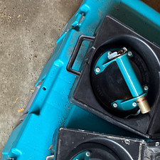 Makita 18V LXT Cordless Vacuum Tool Only Teal/Black picture