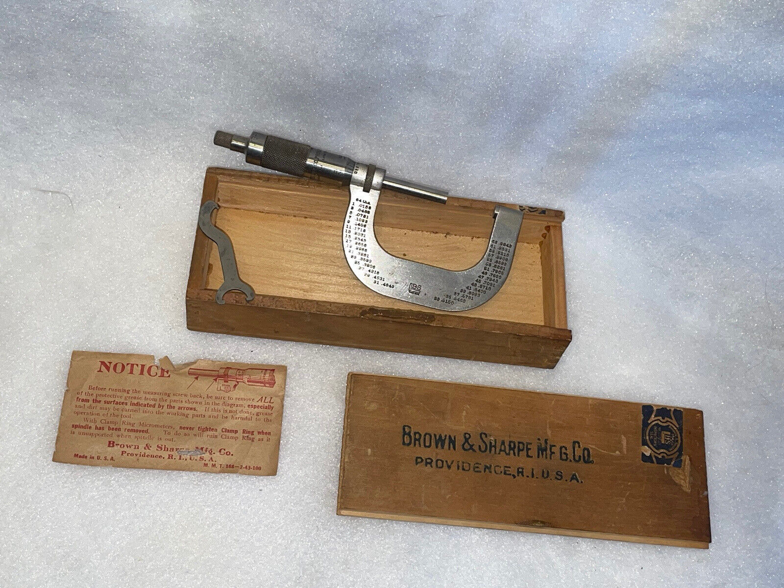 *COLLECTIBLE* Vintage🔥BROWN & SHARP MICROMETER SET #48🔥w/ WOOD CASE ~ MUST SEE