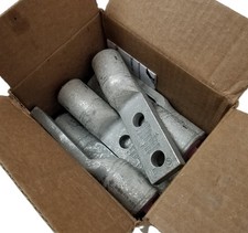 10 BURNDY YA34A3N131T12E 2Hole Lug Compression Connector Straight 750 KCMIL NEW picture