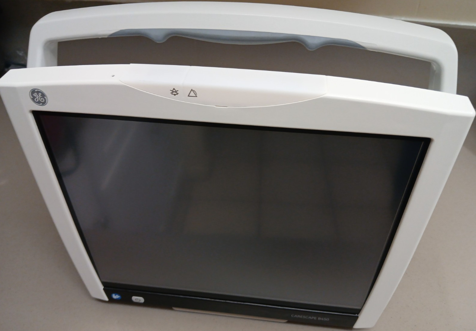 GE Carescape B450 Monitor  *Version 3*  Software Package 4ICU YOM 2021, Clean.