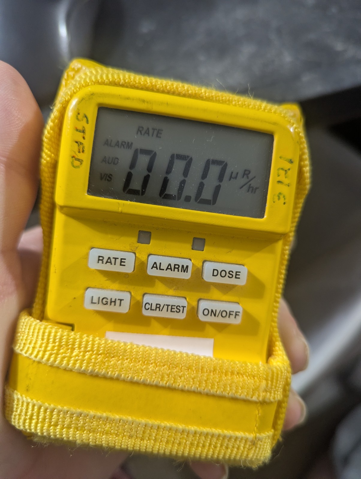 Canberra MRAD-113 UltraRadiac Plus Radiation Detector w/ Holster Parts Powers On Canberra MRAD-113 UltraRadiac Plus Radiation Detector w/ Holster Parts Powers On