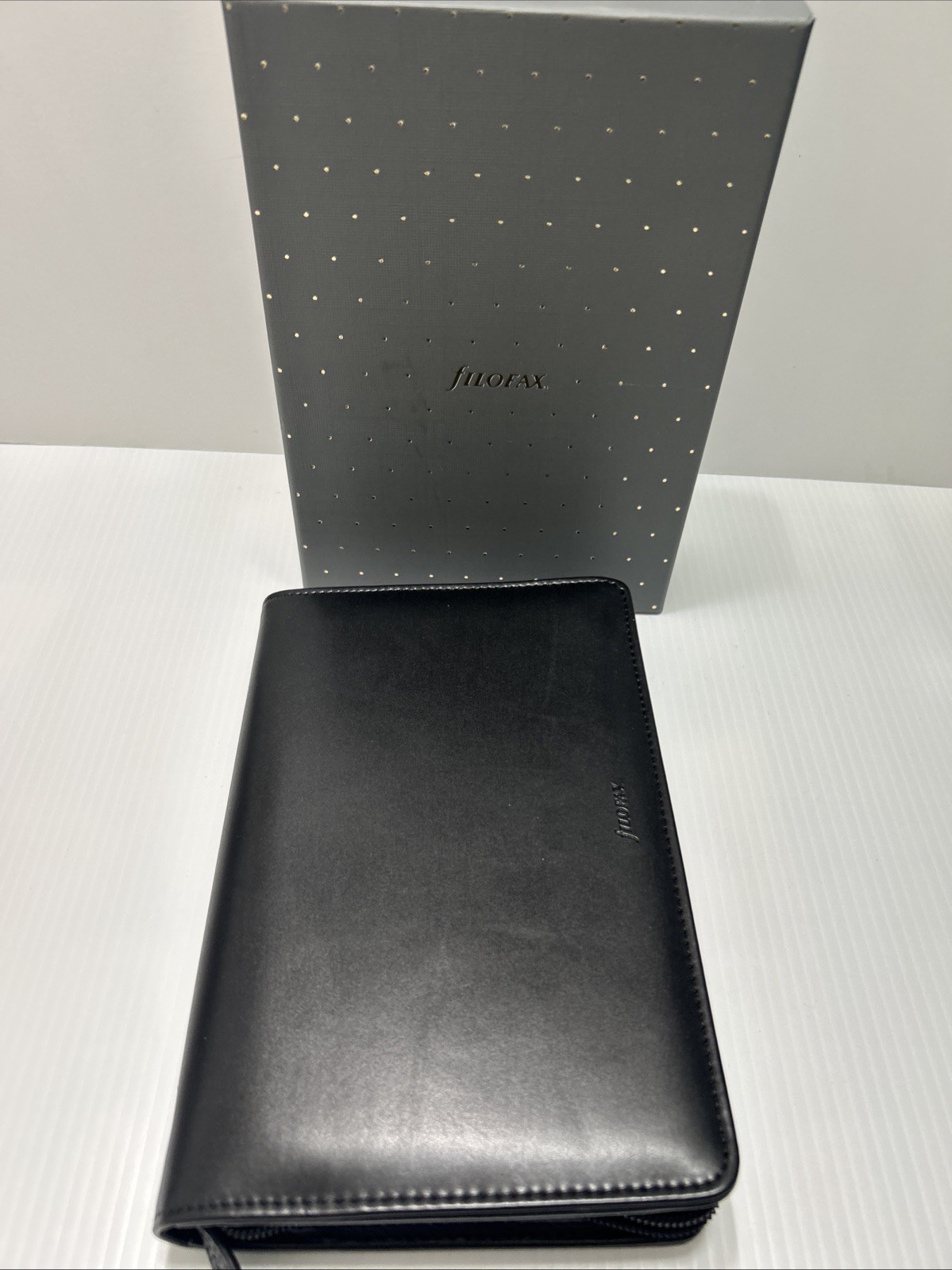 Filofax Metropol Leather Zipped Planner 026978 Black New 2023 Inserts Filofax Metropol Leather Zipped Planner 026978 Black New 2023 Inserts