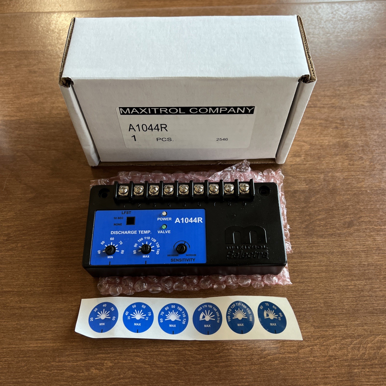 MAXITROL A1044R Selectra Universal Amplifier BRAND NEW NEVER USED MAXITROL A1044R Selectra Universal Amplifier BRAND NEW NEVER USED