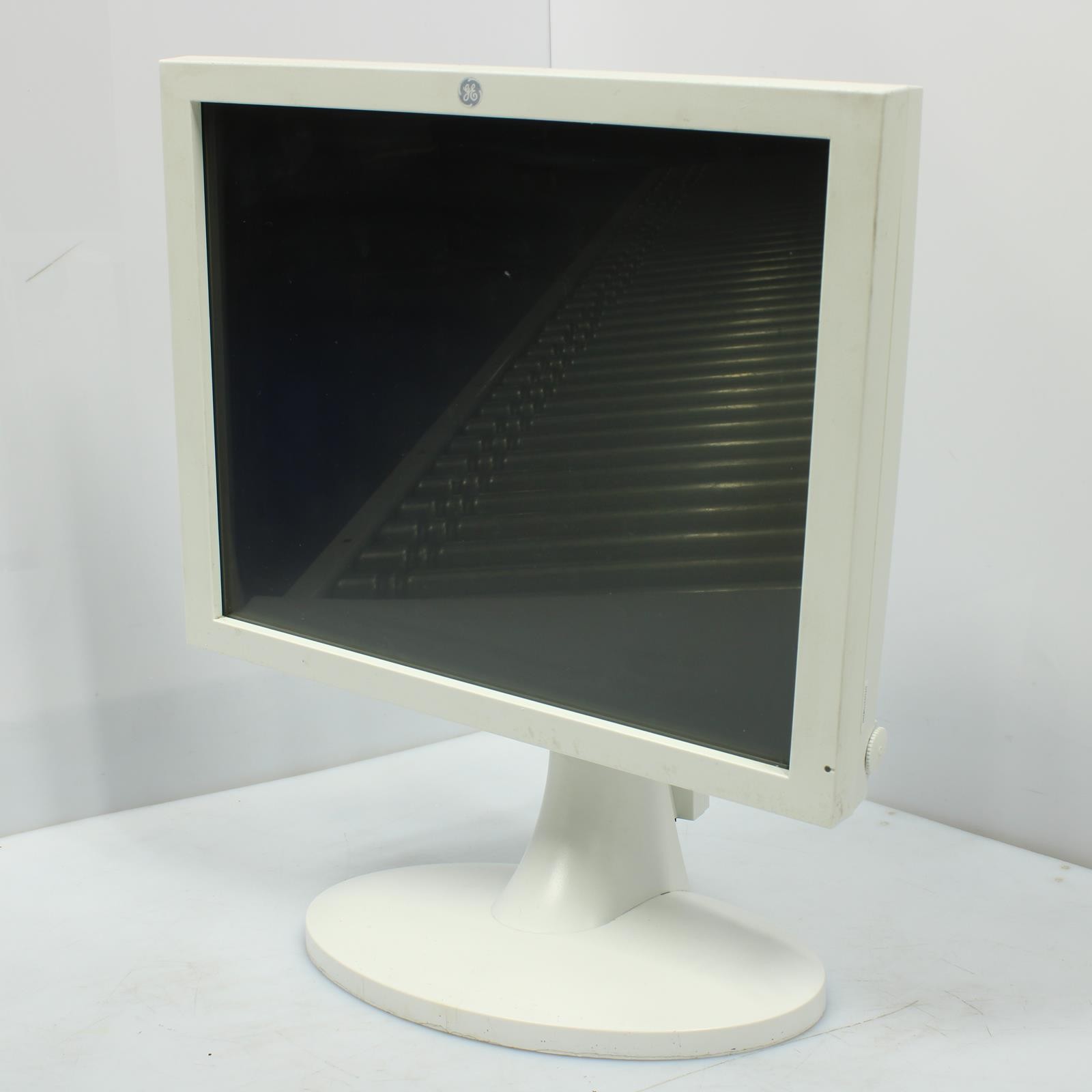 GE Medical Systems USE1911A Monitor w.Power Adapter GE Medical Systems USE1911A Monitor w.Power Adapter