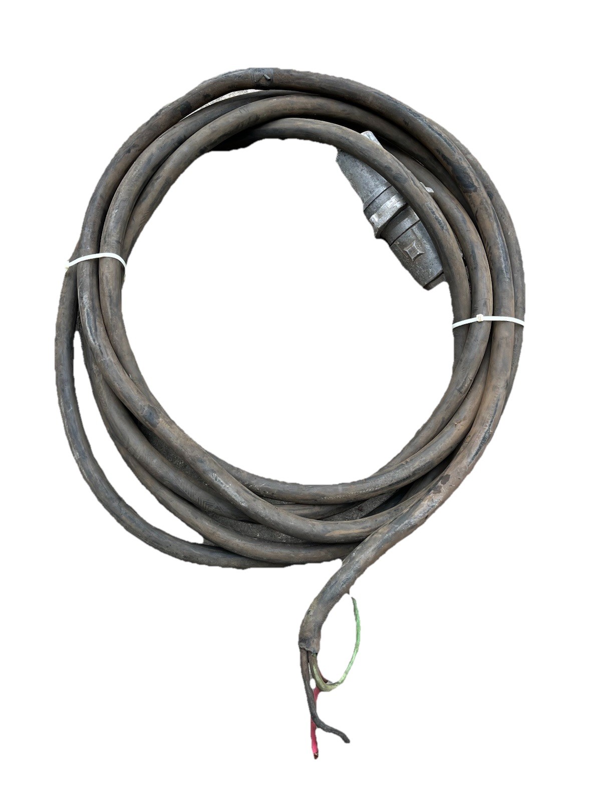 Cooper Crouse-Hinds Arktite APR6465 60A 4-Pin Cable Plug Connector Body Grounded Cooper Crouse-Hinds Arktite APR6465 60A 4-Pin Cable Plug Connector Body Grounded