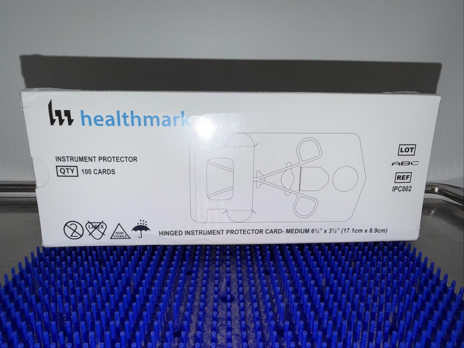 Healthmark IPC002 Hinged Instrument Protector Cards Medium Box of 100 New Healthmark IPC002 Hinged Instrument Protector Cards Medium Box of 100 New