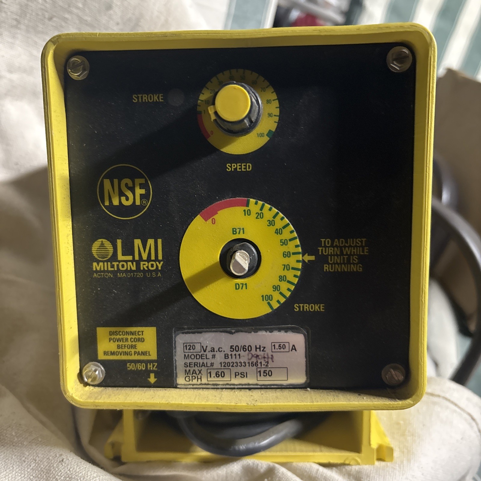 LMI MILTON ROY B111 Electromagnetic Dosing Pump LMI MILTON ROY B111 Electromagnetic Dosing Pump
