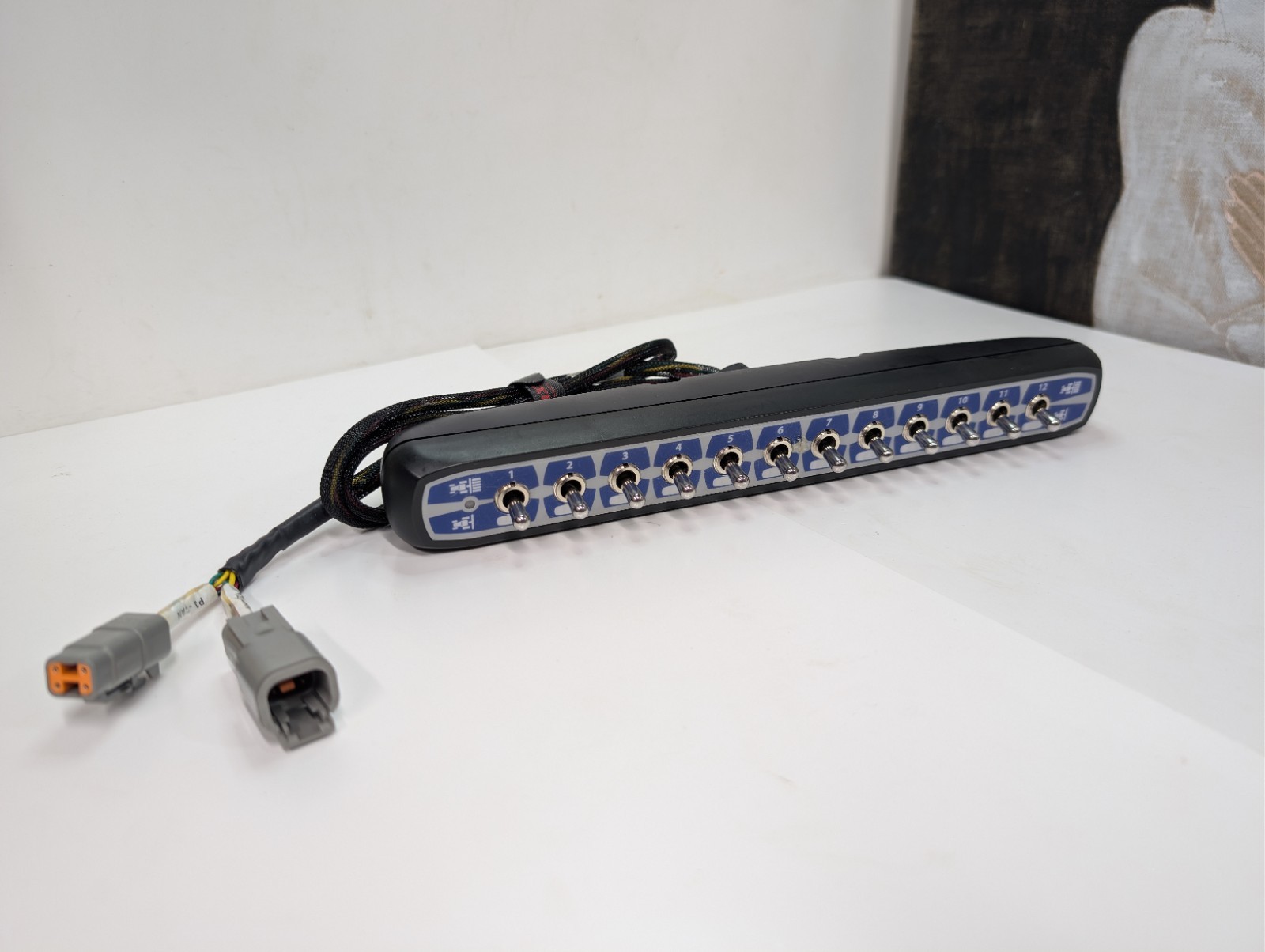 Trimble Field-IQ 75060-01 12-Section Switch Box Master Ag GPS Control Unit Trimble Field-IQ 75060-01 12-Section Switch Box Master Ag GPS Control Unit