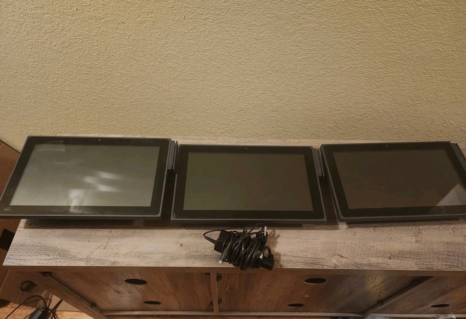 Lot of 3 J2 240 POS Touchscreen Computers J1900 4GB 64GB Windows 10 Lot of 3 J2 240 POS Touchscreen Computers J1900 4GB 64GB Windows 10