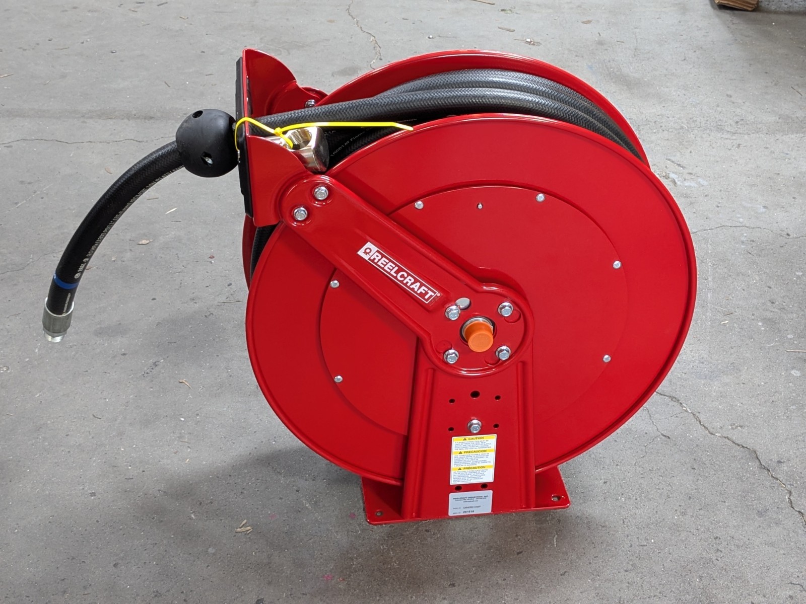ReelCraft Heavy Duty Dual Pedestal Hose Reel 50 Ft. x 1 In. 1275 PSI Max. ReelCraft Heavy Duty Dual Pedestal Hose Reel 50 Ft. x 1 In. 1275 PSI Max.