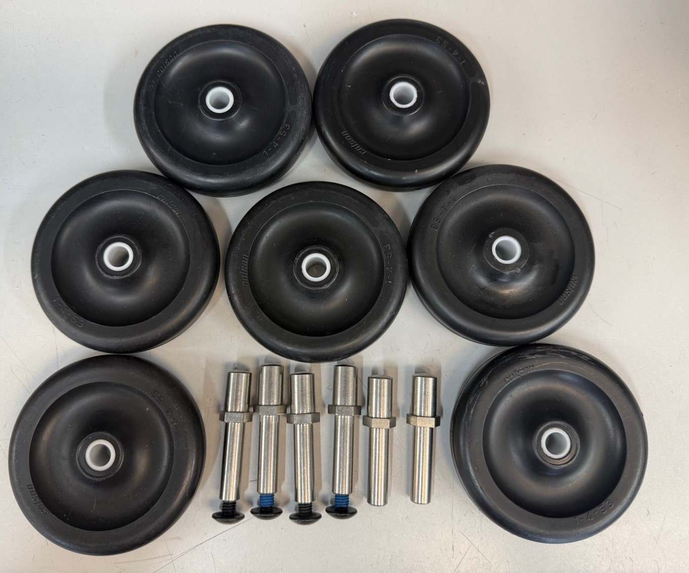 Stryker Power Pro/Performance Pro 6500/6506 Retractable Head Wheels-lot of 7 Stryker Power Pro/Performance Pro 6500/6506 Retractable Head Wheels-lot of 7