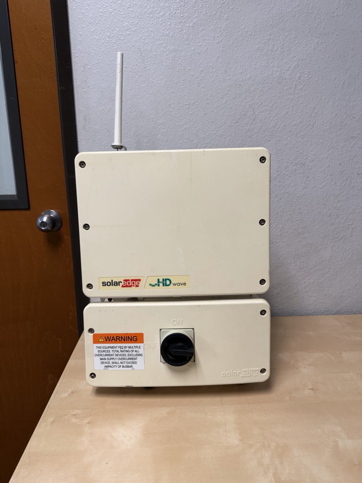 SE7600 SolarEdge PV Inverter SE7600 SolarEdge PV Inverter