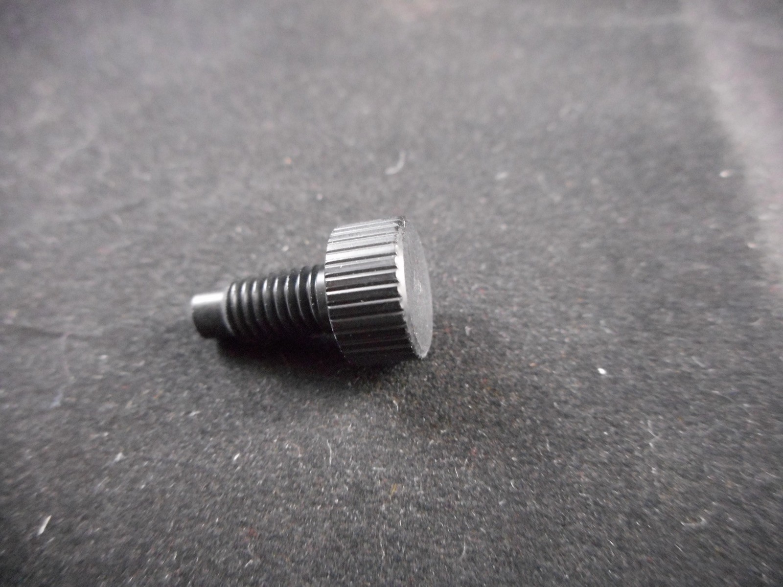 IDEX Plastic Plug Delrin Thread Port 10-32 Flat Bottom for 1/16” OD Tubing P-849