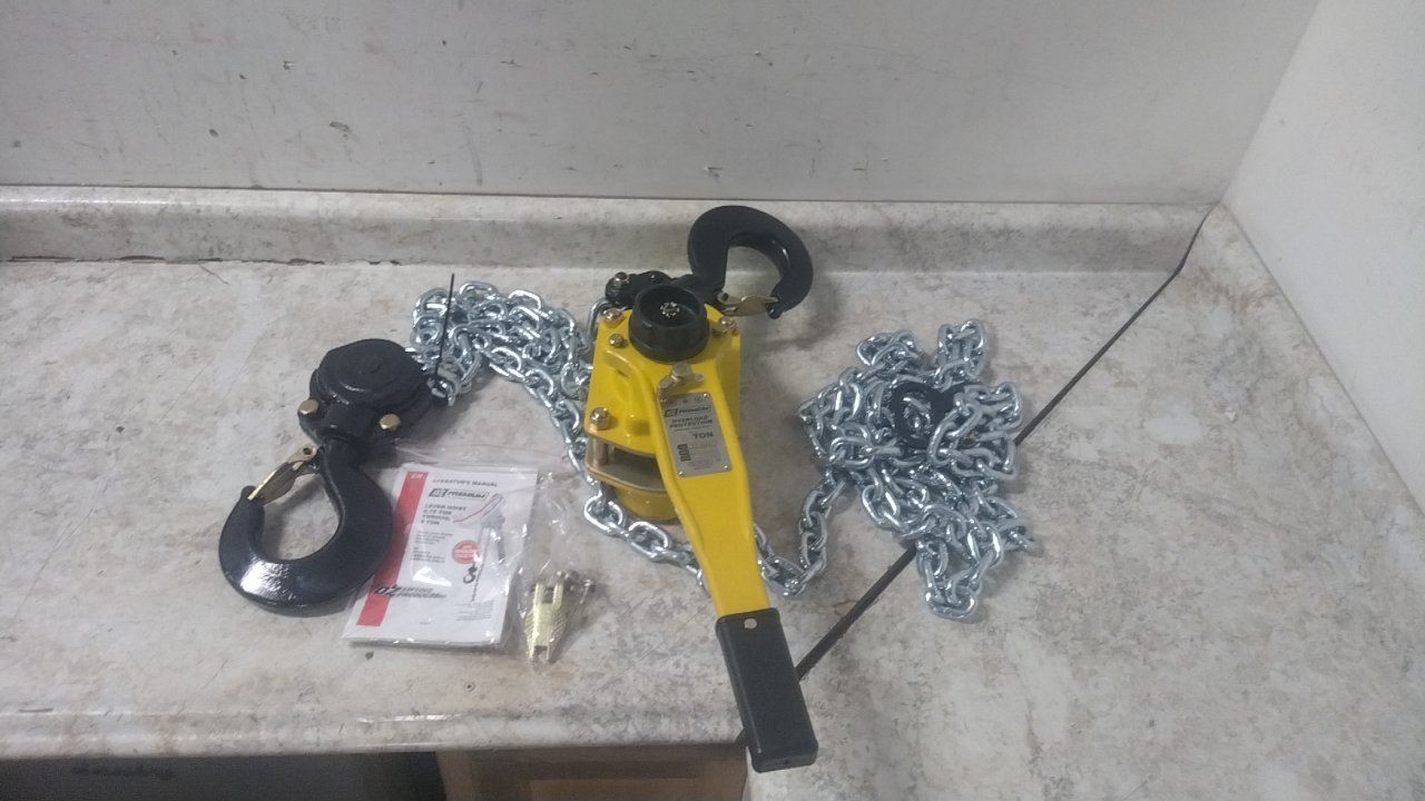 Oz Lifting Products OZ600-10LHOP 6 Ton Cap 10 Ft Lift Length Lever Chain Hoist Oz Lifting Products OZ600-10LHOP 6 Ton Cap 10 Ft Lift Length Lever Chain Hoist