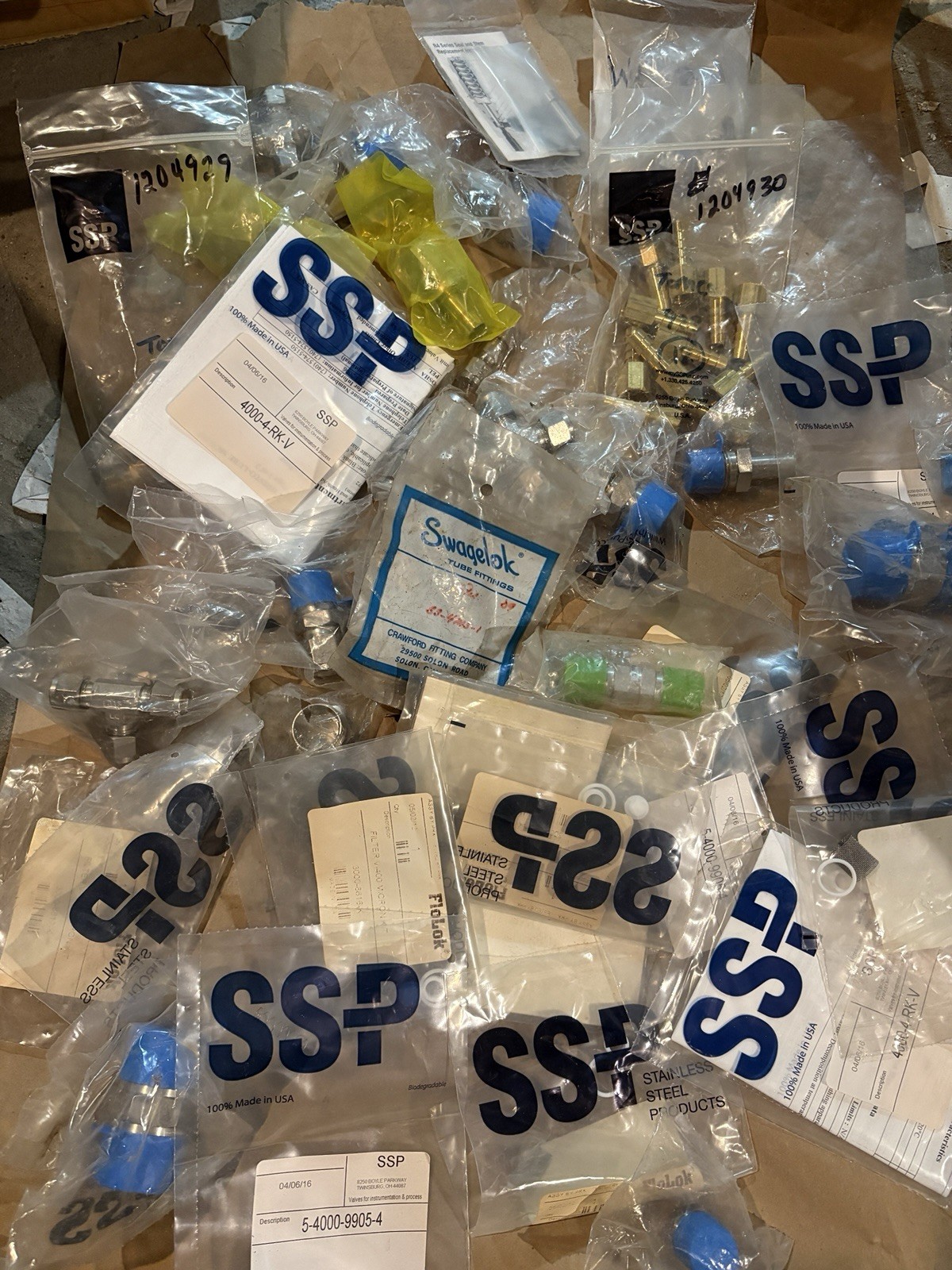 40+ NOS Swagelok SSP FloLok Stainless Steel Brass Tube Fittings Mixed Lot 40+ NOS Swagelok SSP FloLok Stainless Steel Brass Tube Fittings Mixed Lot