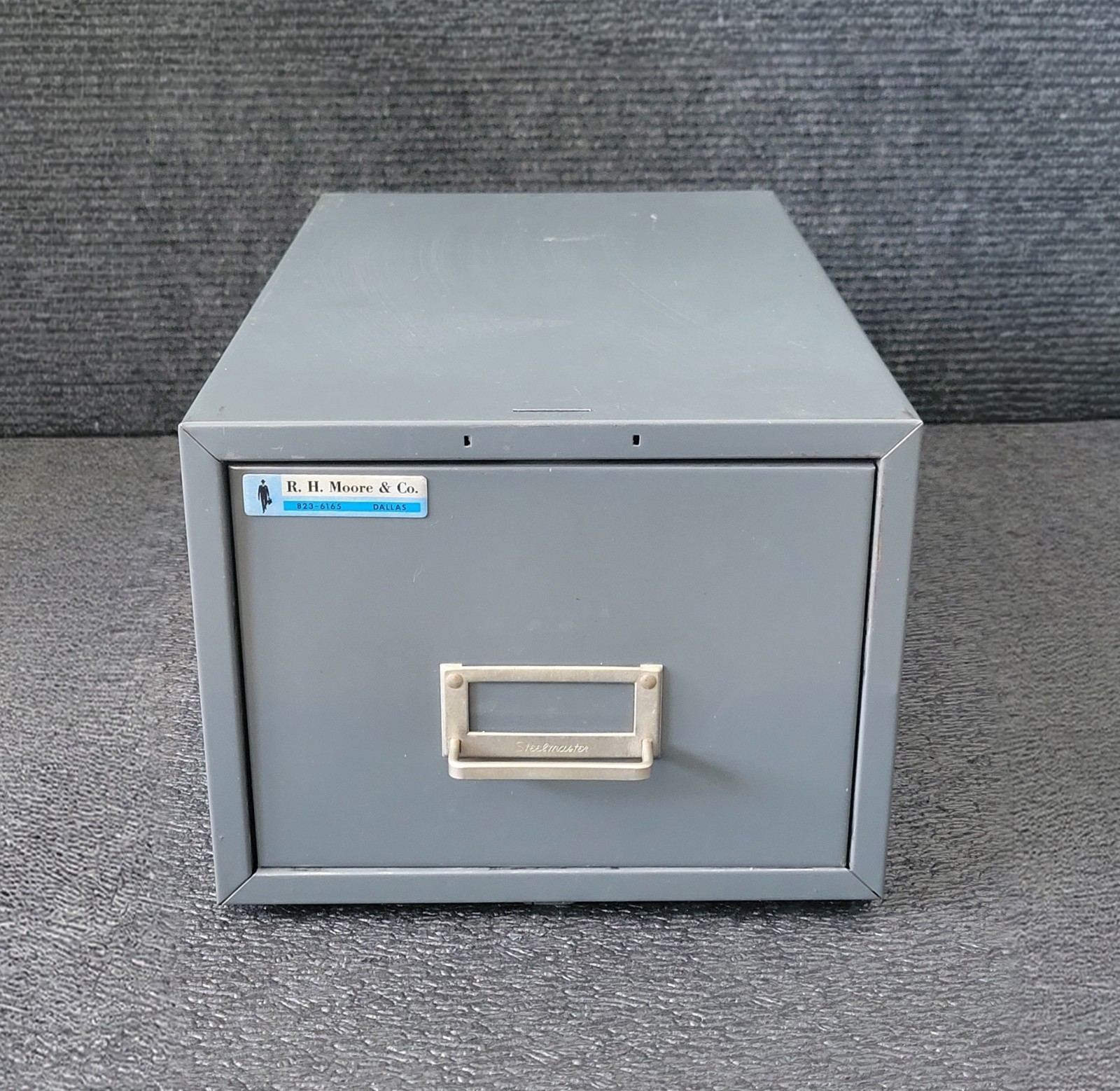 Steelmasters Vintage MCM Single Drawer Stackable 3x5 Index Card File Cabinet Steelmasters Vintage MCM Single Drawer Stackable 3x5 Index Card File Cabinet