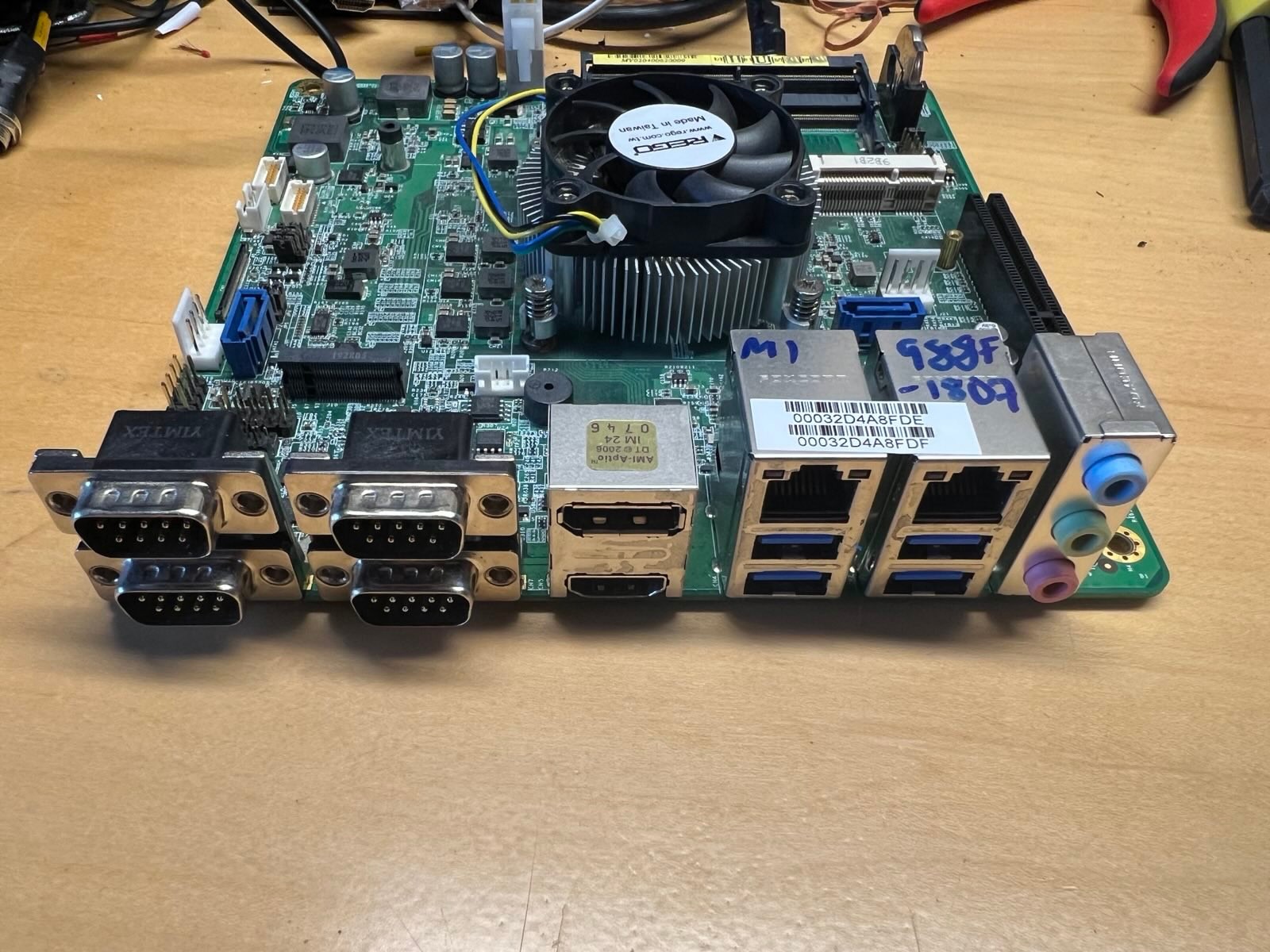 AMD Ryzen Embedded R2000/V1000 mini-ITX motherboard, iBASE MI988F-1807,2xGbE AMD Ryzen Embedded R2000/V1000 mini-ITX motherboard, iBASE MI988F-1807,2xGbE