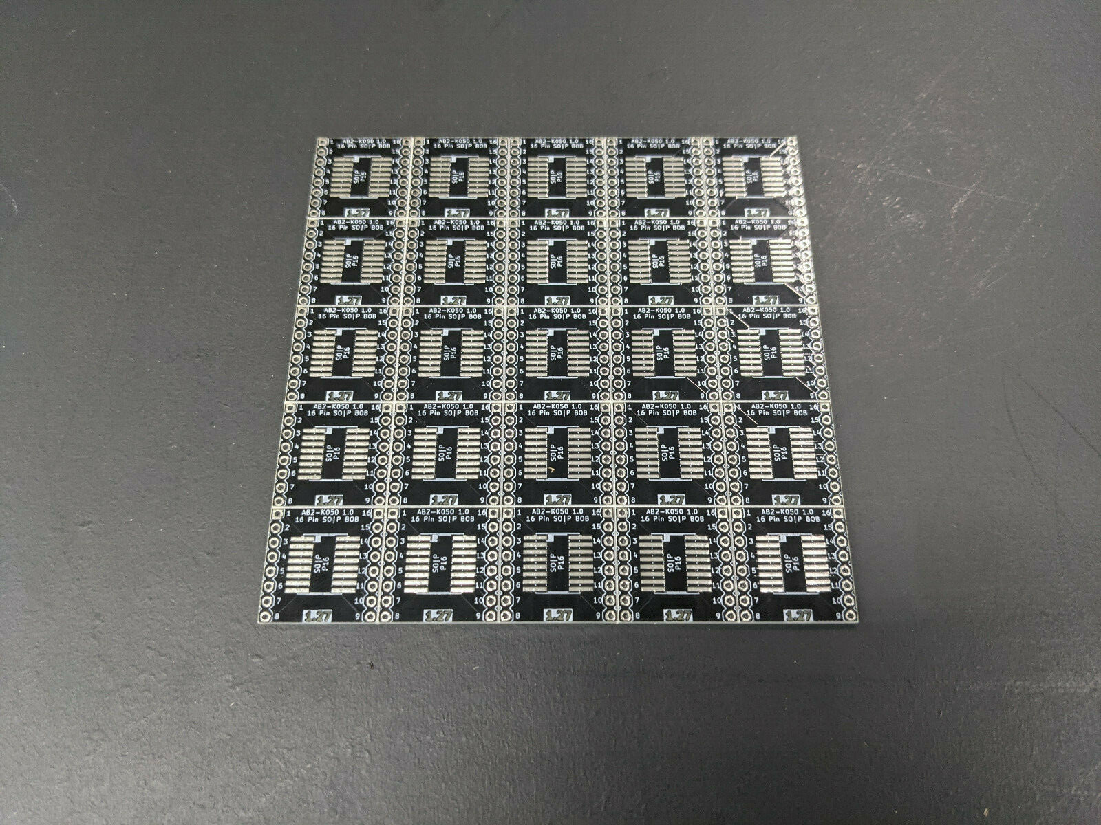 SOIC16 TSSOP16 Black PCB Adapter Boards for SMD to DIP Panel of 25 SOIC16 TSSOP16 Black PCB Adapter Boards for SMD to DIP Panel of 25