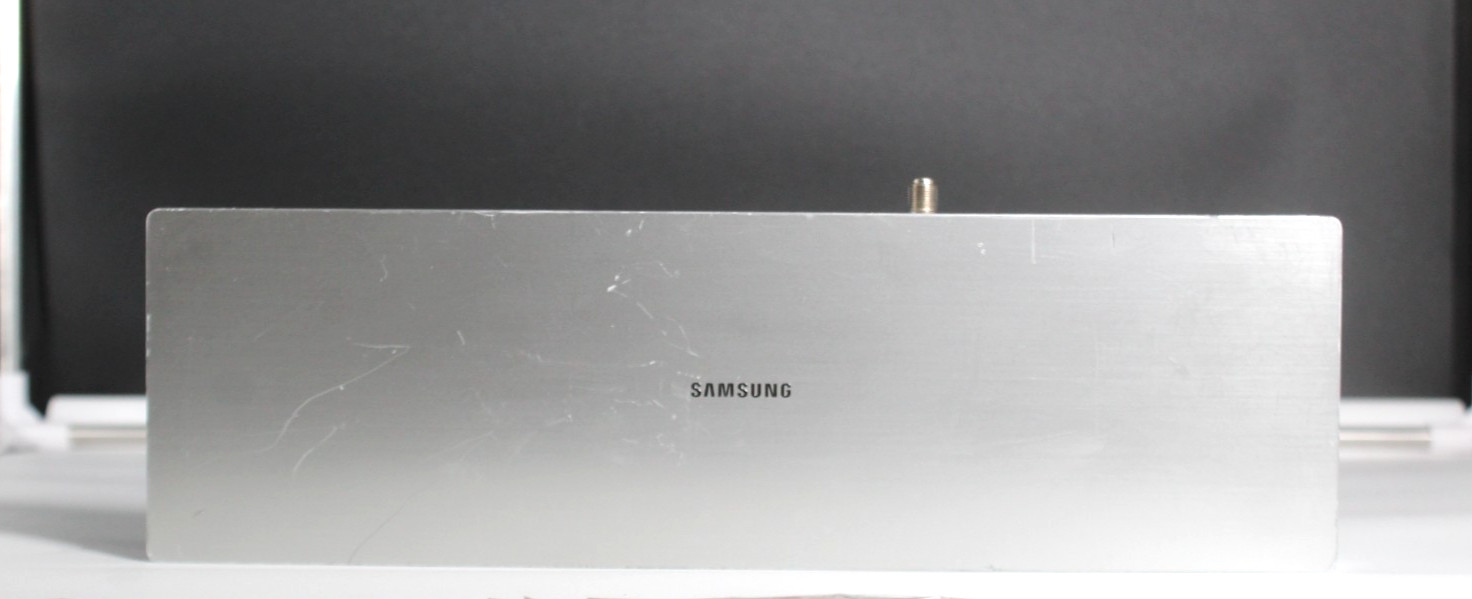 Samsung BN91-15090A One Connect Box Samsung BN91-15090A One Connect Box