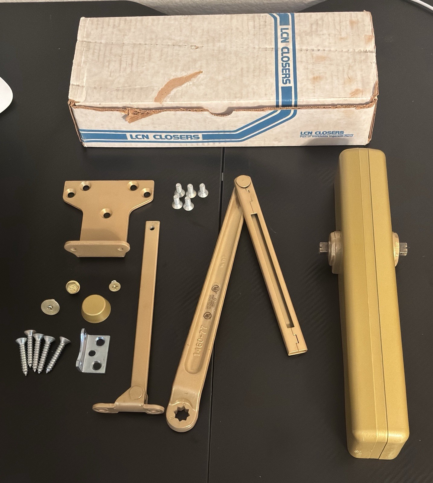 LCN CLOSERS 1461 Gold Powder Coat Surface-Mounted Medium Duty Door Closer
