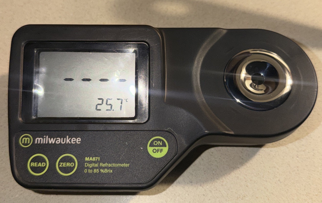 Milwaukee Digital Brix Refractometer MA871 Milwaukee Digital Brix Refractometer MA871