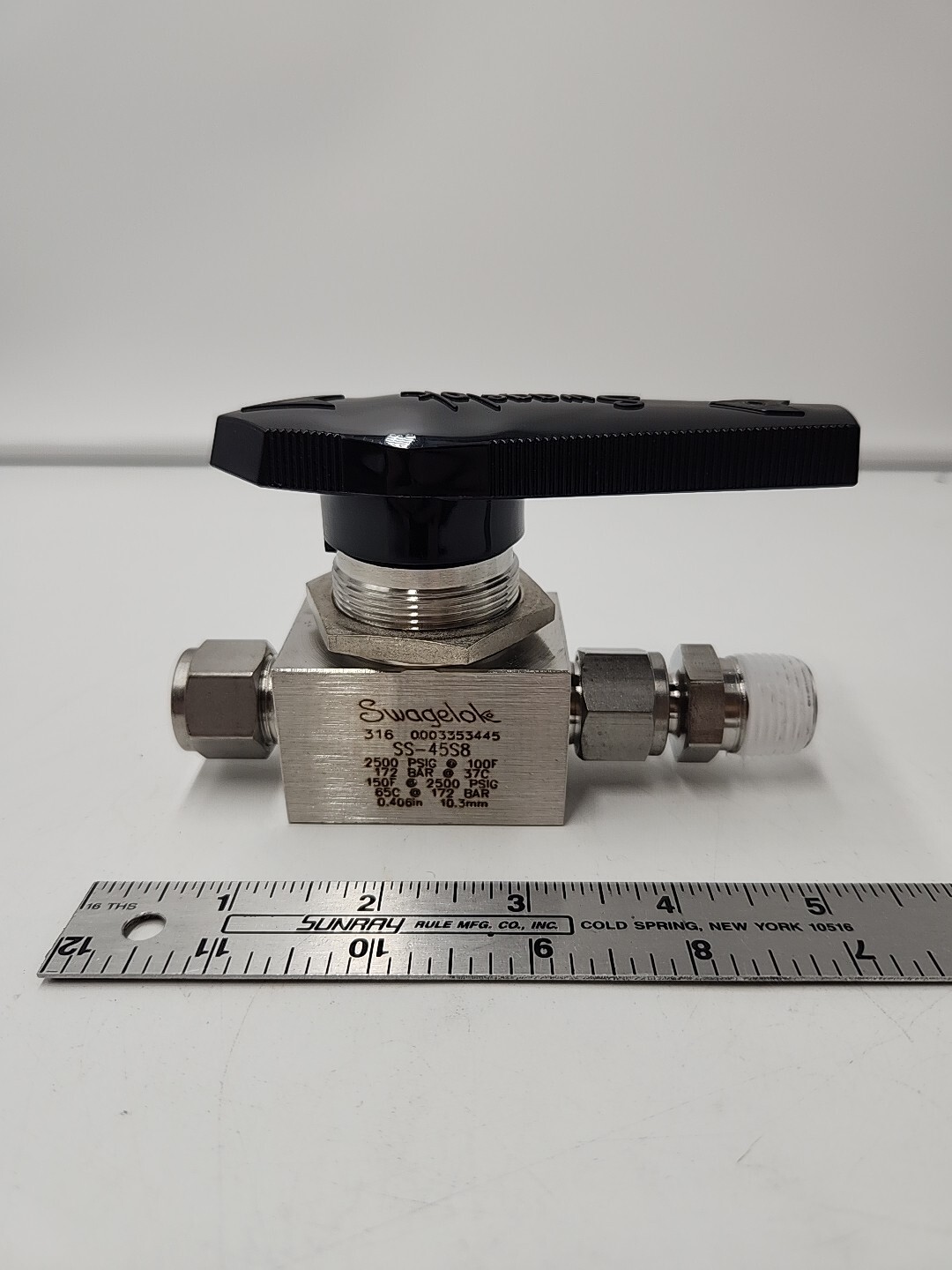 Swagelok SS-45S8 1-Piece 40 Series Ball Valve, 12Cv, 1/2in. Tube Fitting Swagelok SS-45S8 1-Piece 40 Series Ball Valve, 12Cv, 1/2in. Tube Fitting