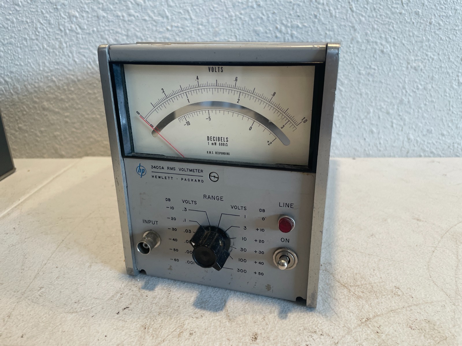 HP 3400A RMS Voltmeter Hewlett Packard Analog 10MHz Vintage Test Equipment HP 3400A RMS Voltmeter Hewlett Packard Analog 10MHz Vintage Test Equipment