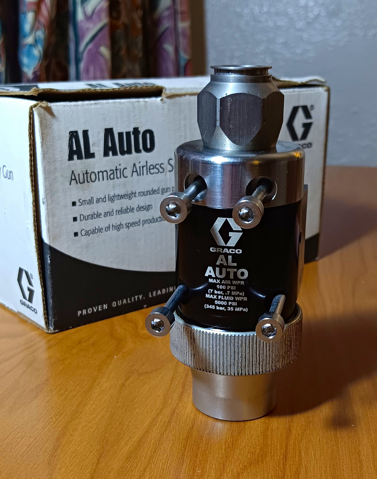 Graco 288048 AL Auto Automatic Airless Spray Gun New (open box) Stainless Steel Graco 288048 AL Auto Automatic Airless Spray Gun New (open box) Stainless Steel