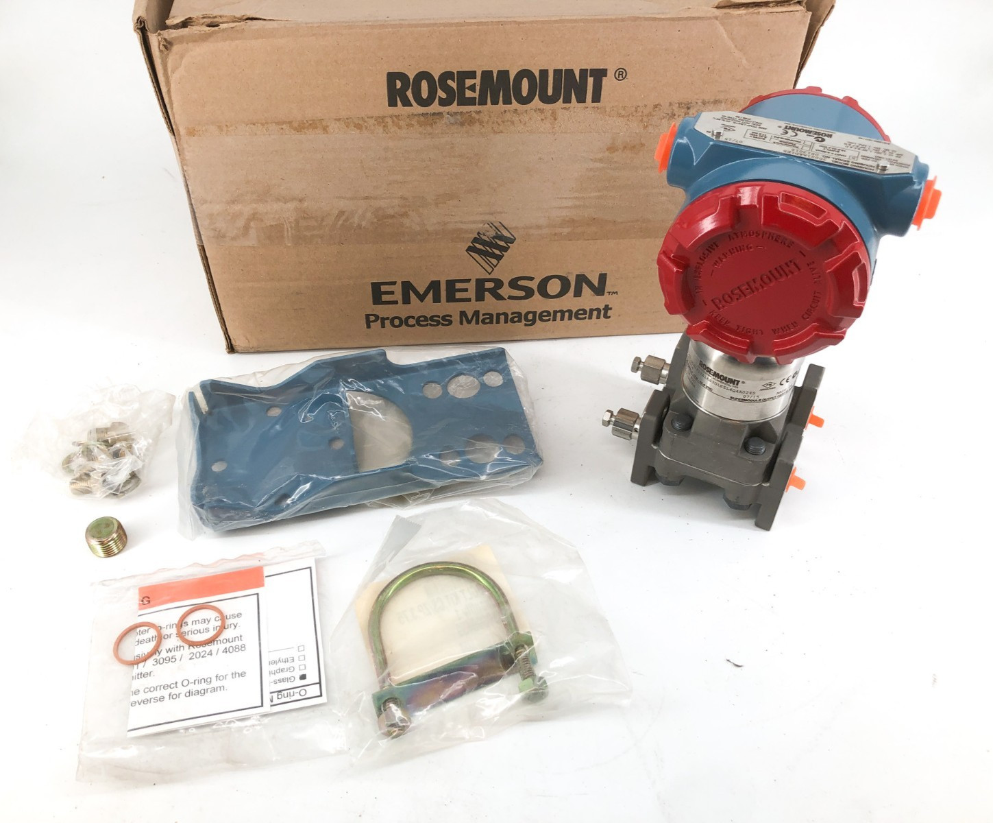 New Rosemount Emerson 3051S2CD1A2F12A1AB3D1E5L4Q4A0245 Pressure Transmitter New Rosemount Emerson 3051S2CD1A2F12A1AB3D1E5L4Q4A0245 Pressure Transmitter