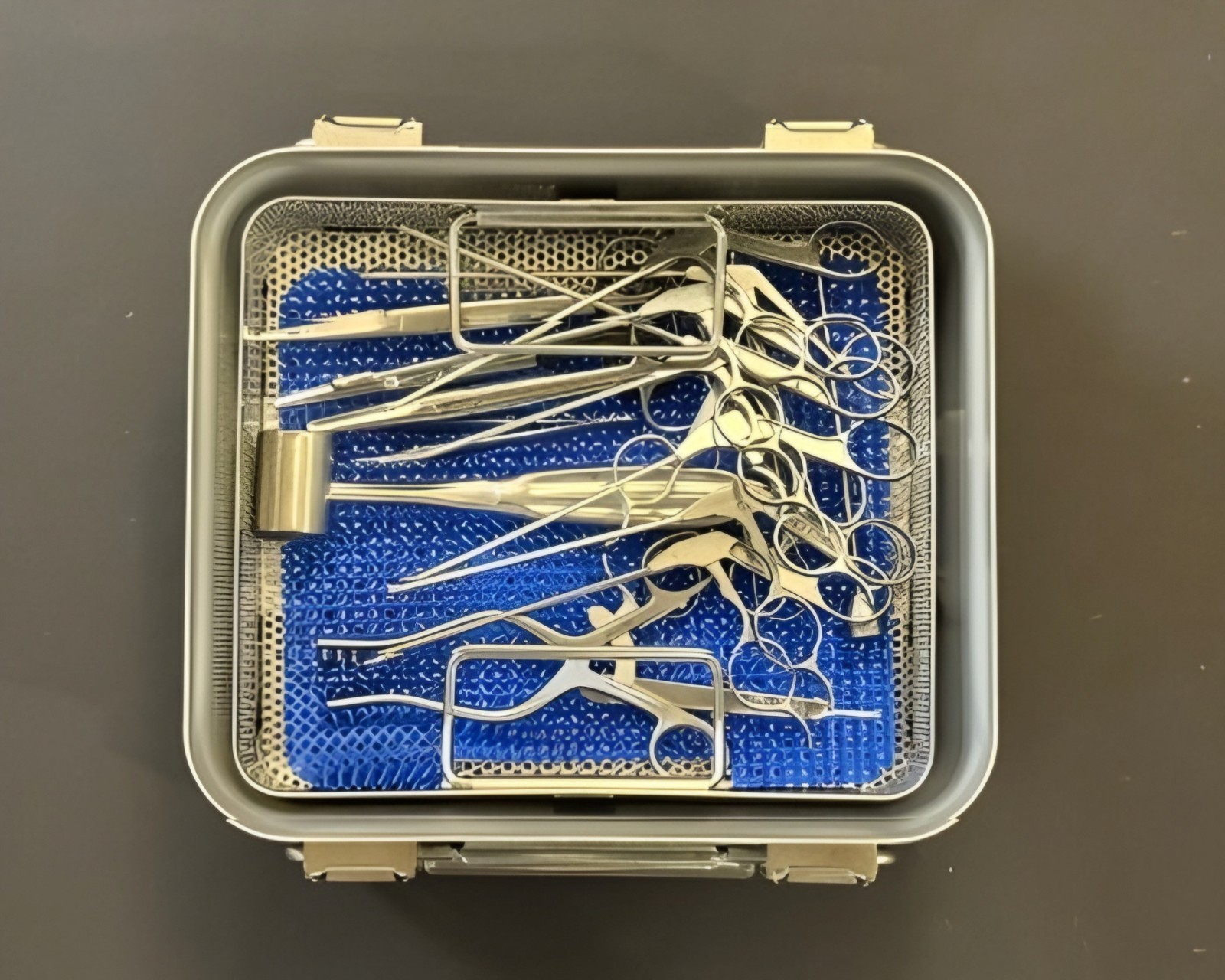 Stryker Conquest Arthroscopic Knee Punch & Instrument Set Stryker Conquest Arthroscopic Knee Punch & Instrument Set