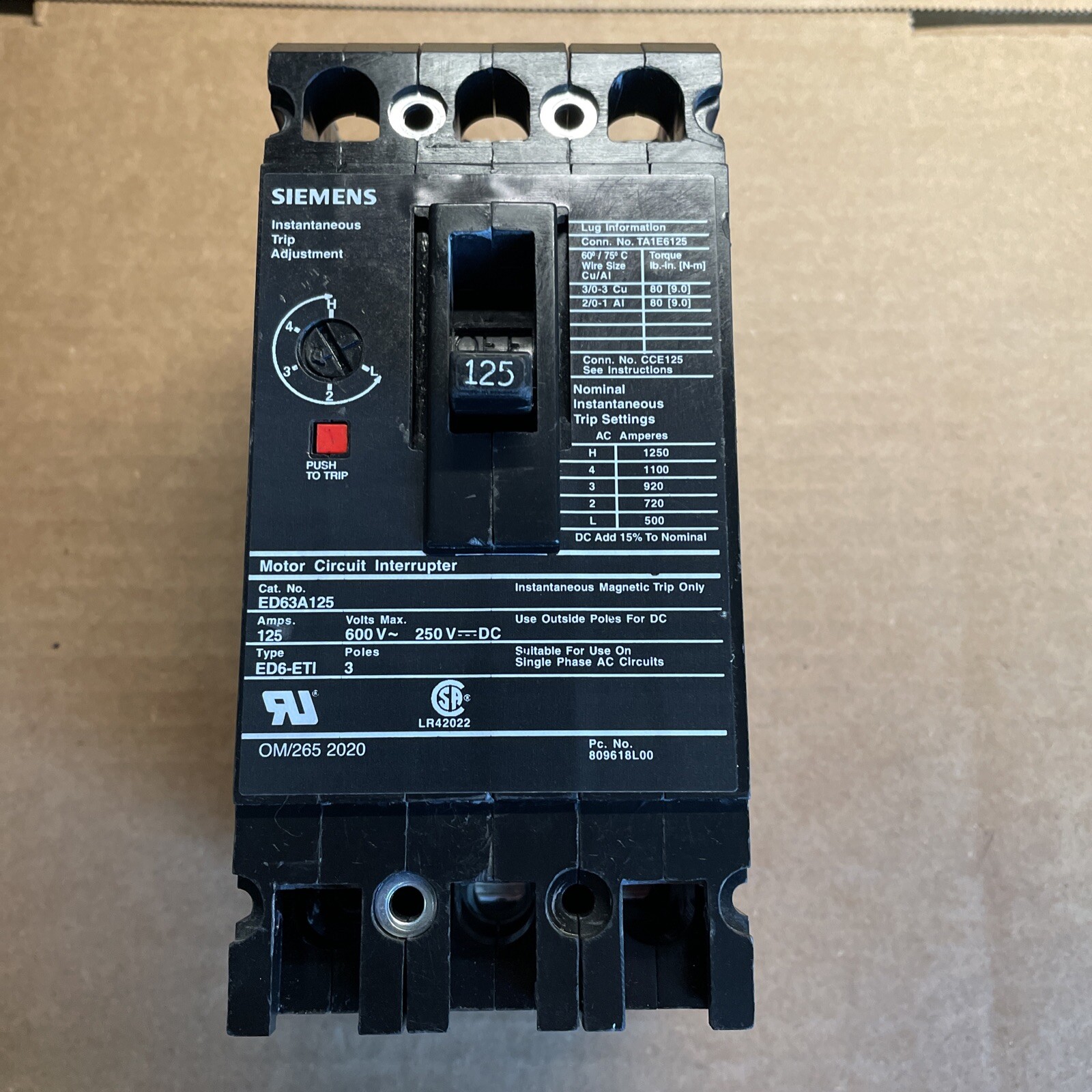 SIEMENS ED63A125 CIRCUIT BREAKER *NEW SURPLUS 125 Amp 3 Pole SIEMENS ED63A125 CIRCUIT BREAKER *NEW SURPLUS 125 Amp 3 Pole