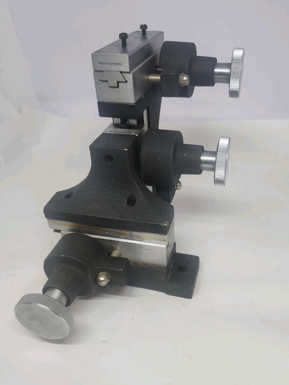 Brinkman Manual Micromanipulator 3 Axis Made in Germany Brinkman Manual Micromanipulator 3 Axis Made in Germany