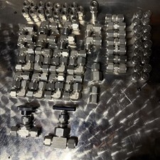 1/2 Swagelok Stainless Steel Lot of 71 New Old Stock picture