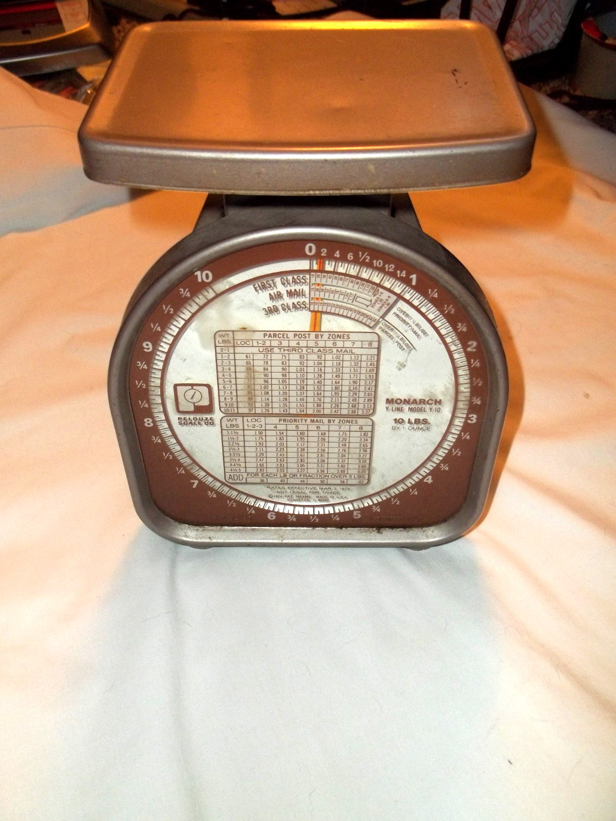 Vintage 1974 Pelouze Postal Scale 10 lb Monarch Y line Model Y-10