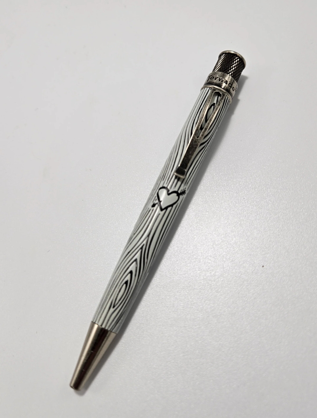 Retro 51 Juliet Heart Tree Vintage Metalsmith Roller Ball Pen (VRR-1338) Retro 51 Juliet Heart Tree Vintage Metalsmith Roller Ball Pen (VRR-1338)