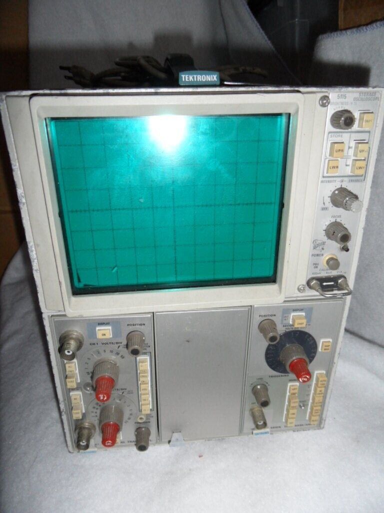 Tektronix 5115 Oscilloscope with Modules 5B10N/5A18N ***For PARTS***