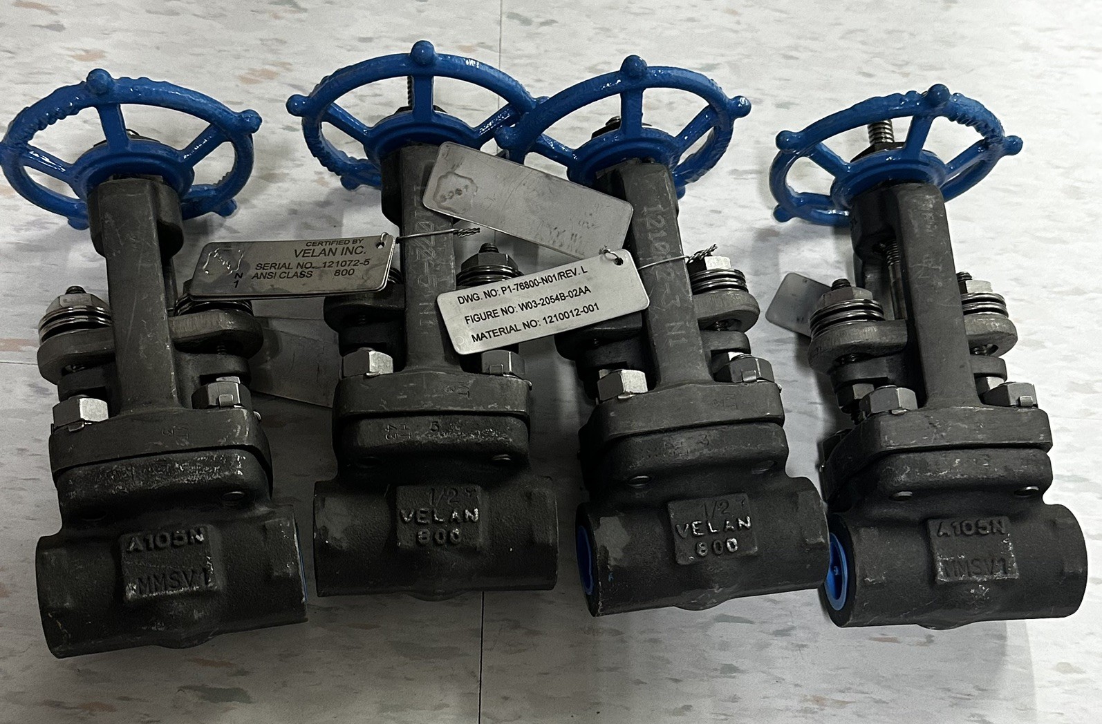 Lot of 4 VELAN  W03-2054B-02AA 1/2\