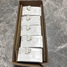Leviton LB230-T 30A 120/240V Circuit Breakers Pack Of 5 picture
