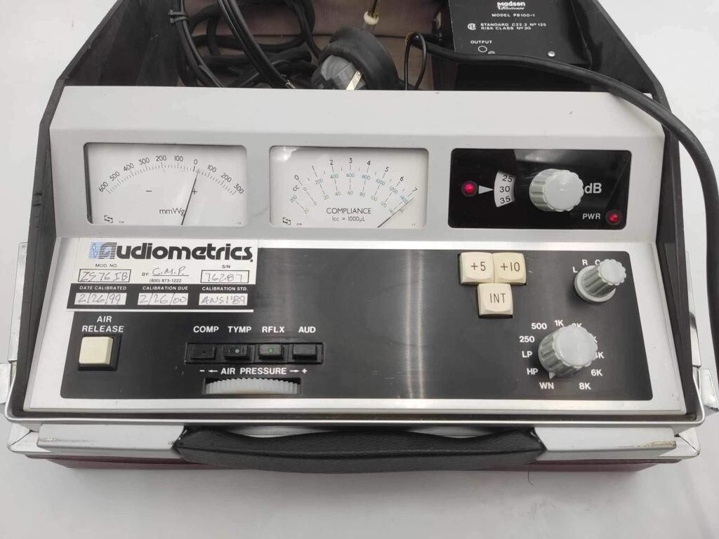 MADSEN impedance AUDIOMETER zs 76-1B