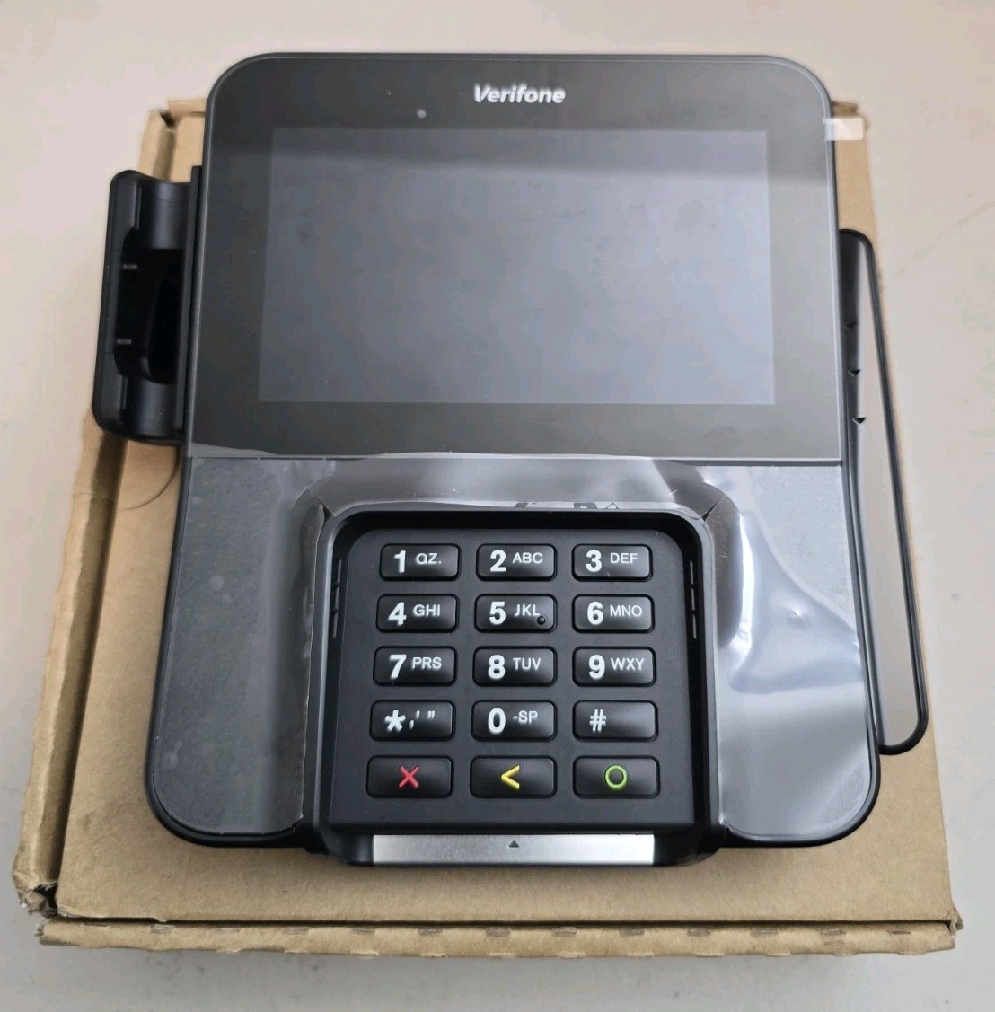 VERIFONE M400 WIFI/BT (PCI5) M445-403-01-WWA-5 CREDIT CARD TERMINAL VERIFONE M400 WIFI/BT (PCI5) M445-403-01-WWA-5 CREDIT CARD TERMINAL
