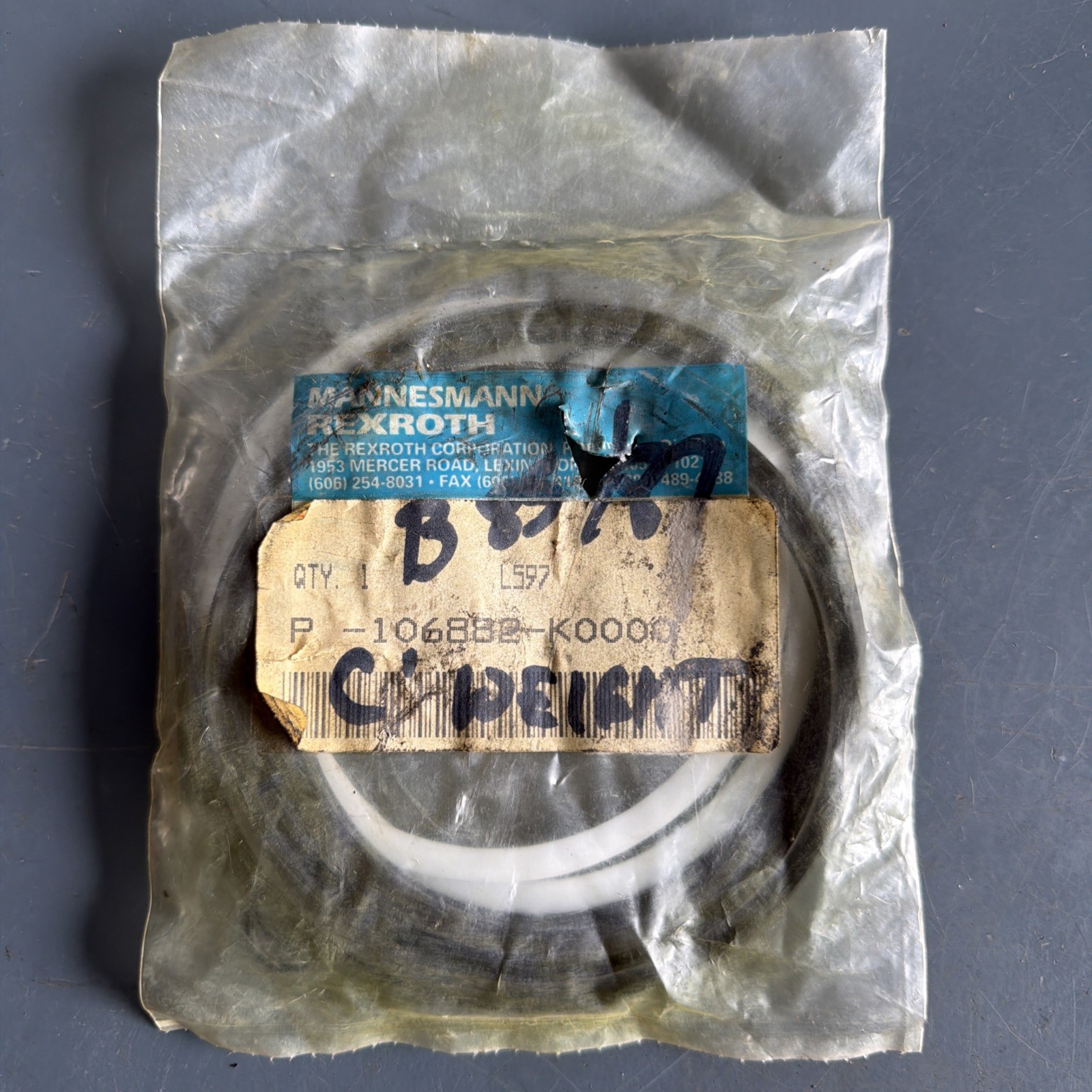 Rexroth P-106882-K0000 Rod Seal Kit (NOS) Rexroth P-106882-K0000 Rod Seal Kit (NOS)