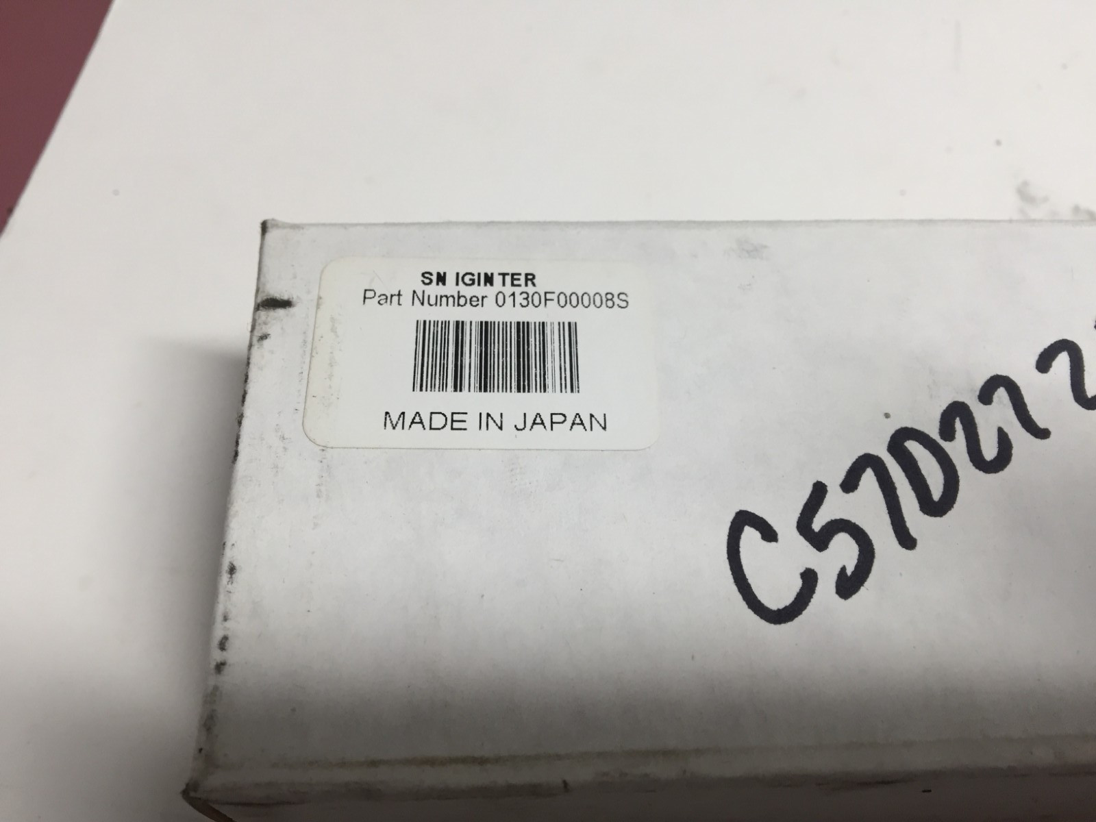 NEW OEM NEW Goodman Janitrol Furnace Hot Surface Ignitor Igniter 0130F00008S NEW OEM NEW Goodman Janitrol Furnace Hot Surface Ignitor Igniter 0130F00008S