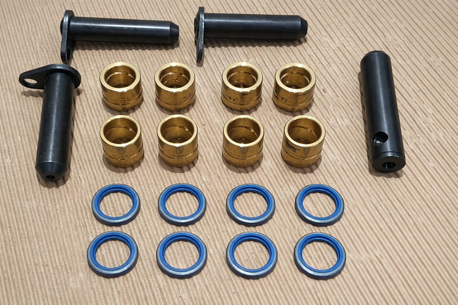 Jcb Backhoe- Steering Assy. Pins Bushes W. Seals (911/22800 808/00246 808/00253) Jcb Backhoe- Steering Assy. Pins Bushes W. Seals (911/22800 808/00246 808/00253)