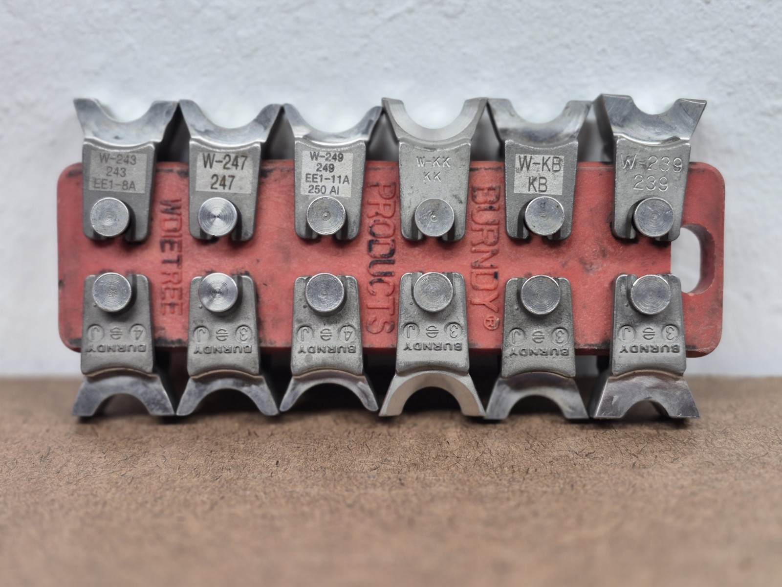 Burndy WDIETREE with 6 Sets of DIES Including K Crimp Dies - Read Description Burndy WDIETREE with 6 Sets of DIES Including K Crimp Dies - Read Description