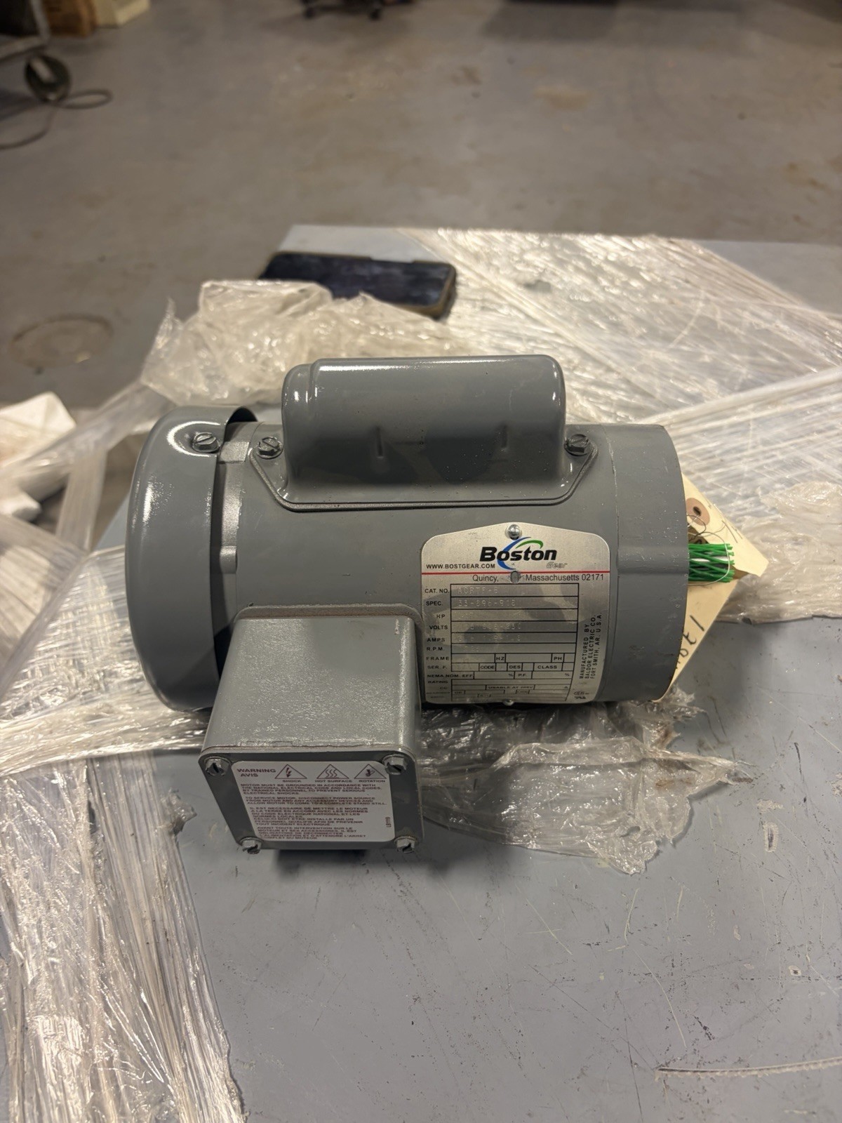 NEW NO BOX BOSTON Gear ACRTF-B Motor .17 HP 1725 RPM 115/208/230V 1 Phase TENV NEW NO BOX BOSTON Gear ACRTF-B Motor .17 HP 1725 RPM 115/208/230V 1 Phase TENV