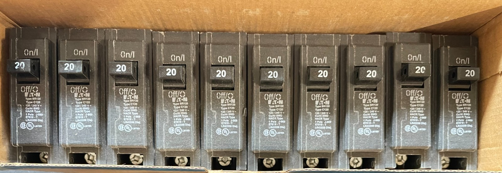 10 NEW - Eaton BR120 20 Amp 120/240 VAC 1 Pole Type BR Plug- On Circuit Breaker 10 NEW - Eaton BR120 20 Amp 120/240 VAC 1 Pole Type BR Plug- On Circuit Breaker
