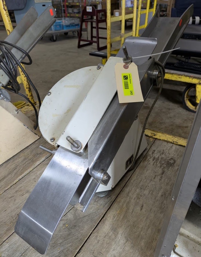 U.S. Slicing Machine Co. RSX Commercial Bagel Bun Slicer 1/4 HP 115V Vintage U.S. Slicing Machine Co. RSX Commercial Bagel Bun Slicer 1/4 HP 115V Vintage
