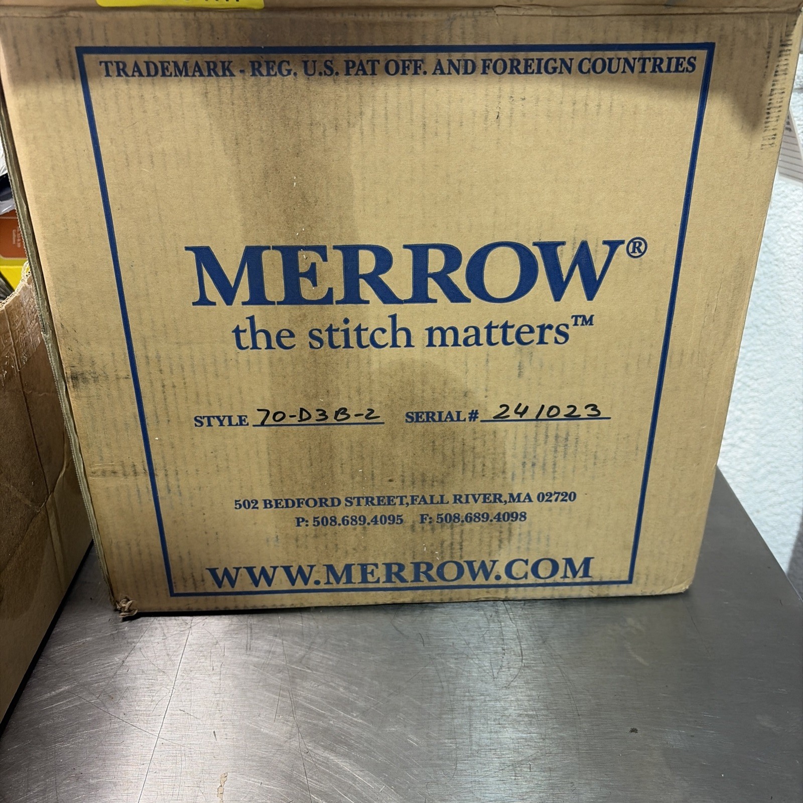 Merrow 70-D3B High Speed Sewing Machine In Good Condition Merrow 70-D3B High Speed Sewing Machine In Good Condition